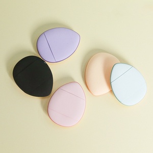 Éponge de maquillage douce et lavable en forme de mini coussin d'air avec logo personnalisé pour l'application du correcteur - Product Image 4