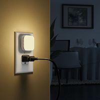 Veilleuse LED carrée compacte avec capteur de lumière, design à branchement direct, éclairage intérieur basse consommation, prise US JP, usine OEM