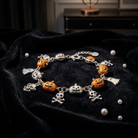 Bracelet en métal classique personnalisé pour Halloween, avec breloques émaillées visage de zombie/diable, sérigraphié, finition polie et brossée