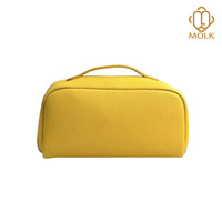 Pochette à cosmétiques en cuir de vachette pleine fleur pour femme, avec poignée de transport, double fermeture éclair et compartiments intérieurs