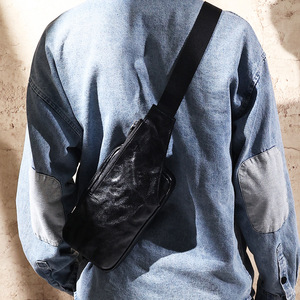 Bolso de Pecho para Hombre, de Cuero Genuino, Bandolera de un Solo Hombro, Moderno para Uso Diario, Primavera 2024 - Product Image 3