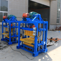 Machine manuelle de moulage de blocs de ciment creux colorés pour pavés autobloquants en promotion