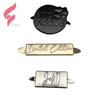 Plaques de nom en laiton antique gravées et embossées sur mesure Lihui, motifs lettres de luxe, pour meubles, sacs à main et colliers pour chiens