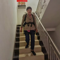 Exoesqueleto Robótico Ligero y Portátil para Asistencia a la Cadera, Apoyo a la Movilidad de Personas Mayores, Reduce la Fatiga al Caminar para Personas de la Tercera Edad