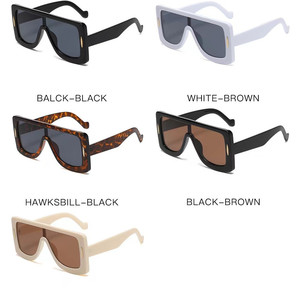 Logo Custom 2026 Fashion Retro <b>Men</b> Women One Piece Lens Big Frame Sun Glasses UV400 Oversized Square Sunglasses - Product Image 6