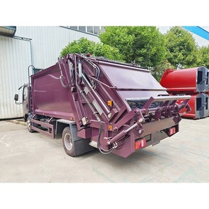 Sinotruk Howo 4x2 Compressed Garbage Truck Small 6CBM Compactor Garbage Truck for Sale - Product Image 6