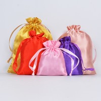 Sacs en satin colorés en gros pour rangement de mèches de cheveux, perruques, pochettes en soie, emballage cadeau, bijoux, sacs à cordon