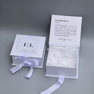 Scatola Regalo Personalizzata con Logo, Confezione Ecologica in Carta Bianca con Nastro per San Valentino - Product Image 3