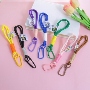 Portachiavi in corda da esterno, cordino intrecciato in nylon, fibbia da arrampicata per <span class=keywords><strong>uomo</strong></span> e donna, cinturino da polso per coppia, accessorio popolare per auto e borse - Product Image 3