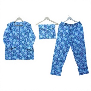 Conjunto de pijama largo de algodón Unisex de nueva tendencia, bloque de mano, estampado Floral, ropa de dormir cómoda, traje de noche, el mejor regalo de Navidad - Product Image 1