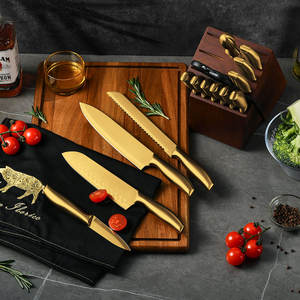 <span class=keywords><strong>Set</strong></span> di <span class=keywords><strong>Coltelli</strong></span> in Acciaio Inox Dorato con Supporto, <span class=keywords><strong>Set</strong></span> di <span class=keywords><strong>Coltelli</strong></span> da Cucina in <span class=keywords><strong>Titanio</strong></span> Dorato Ultra Affilati, <span class=keywords><strong>Coltelli</strong></span> e Accessori da Cucina per Cucinare - Product Image 2