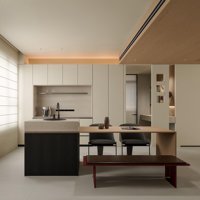 Design d'intérieur de villa de luxe Japandi avec bois naturel, design résidentiel moderne et organique pour propriétaires haut de gamme