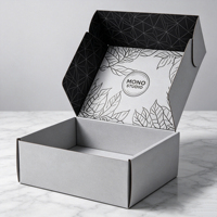 Boîte d'expédition en carton ondulé gris personnalisée avec impression de motif intérieur, logo de marque personnalisé pour l'emballage des produits