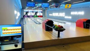 <span class=keywords><strong>Precio</strong></span> al por mayor Equipo <span class=keywords><strong>de</strong></span> <span class=keywords><strong>bolos</strong></span> Proyector interactivo Máquina <span class=keywords><strong>de</strong></span> <span class=keywords><strong>bolos</strong></span> <span class=keywords><strong>de</strong></span> cricket personalizada Línea <span class=keywords><strong>de</strong></span> <span class=keywords><strong>bolos</strong></span> - Product Image 5