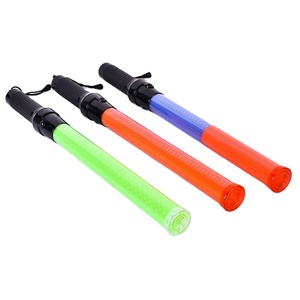Bastón de Señalización de Tráfico LED de 54 cm, Bastón de Luz LED Rojo, Azul y Verde, Varita de Tráfico - Product Image 2