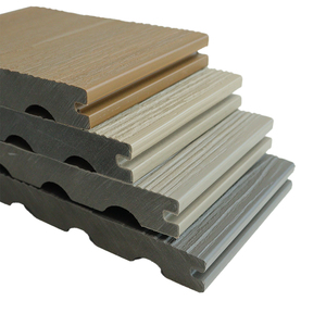 Plancher extérieur durable ultra-résistant à l'usure en WPC co-extrudé de 3e génération avec couche de surface importée pour patio <span class=keywords><strong>et</strong></span> jardin - Product Image 3