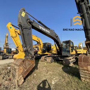 Excavatrice Volvo EC210B LC de 21 tonnes, abordable et durable, pour la construction et les travaux d'excavation - Product Image 1