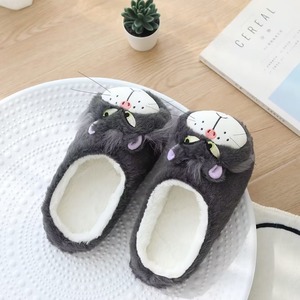 Chaussons d'intérieur <span class=keywords><strong>pour</strong></span> femmes en peluche, chauds, en daim, antidérapants, résistants à l'usure, <span class=keywords><strong>pour</strong></span> l'automne et l'hiver, motif chat mignon de dessin animé, bout fermé - Product Image 3