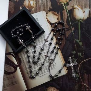 Colliers religieux en hématite avec perles de chapelet et pendentif croix, chapelets catholiques avec pendentif croix, bijoux noirs en gros - Product Image 5