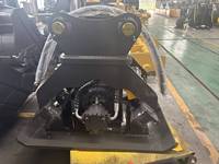 Compacteurs à plaques vibrantes pour excavatrices Monde en stock