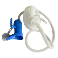Bouteille de collecte d'urine portable pour hommes et femmes avec couvercle anti-fuite et tube long pour l'hôpital, les fauteuils roulants et les voyages