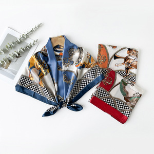 <span class=keywords><strong>Foulard</strong></span> Quadrato in Seta 90x90cm, Sciarpa di Lusso da <span class=keywords><strong>Donna</strong></span> con Stampa Floreale in Raso, Grande Bandana Femminile - Product Image 4