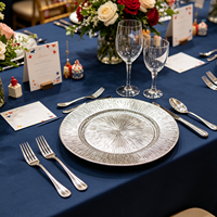Assiettes de présentation économiques en PP or et argent avec motif rayonnant moderne et personnalisable pour la décoration de table de gala