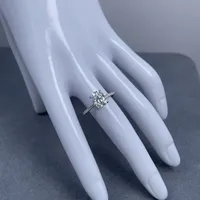 Bague élégante en argent sterling 925 avec moissanite MuShan Designer Jewelry, plaquée or 18 carats, pour petite amie, brevet MST, bagues GRA