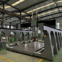 Routeur CNC 5 axes de grande envergure avec un seul brocheur et une transmission par engrenages pour la fabrication de modèles 3D de meubles et de mousse, commande Syntec