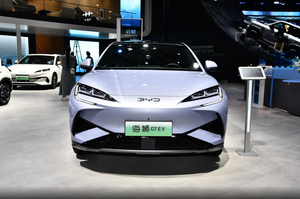 2025 <span class=keywords><strong>Quantum</strong></span> Byd Sea Lion 07 Ev SUV Eléctrico Vehículo de Nueva Energía 610KM y 550KM con Batería de Litio Auto Eléctrico - Product Image 2