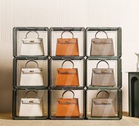 Vente en gros d'usine Étagère de présentation de figurines de jouets transparente avec couvercle magnétique Organisateur multifonction Boîte de rangement Boîte de présentation de sac à main de luxe