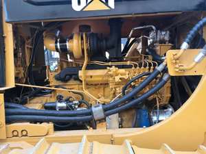 Utilisé Chat Bulldozer D6G CHAT Bulldozer D6G-2/D6H/D6R dans condition - Product Image 4