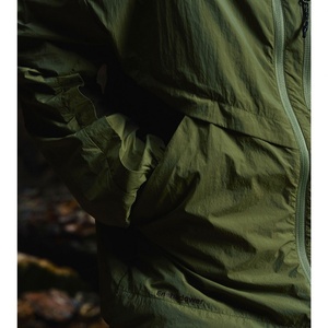 Servicio OEM, Chaquetas Cortavientos Impermeables con Protección Solar UPF50+ para Hombre, Fabricante de Ropa para Exteriores, Material de Nailon y Elastano - Product Image 5