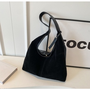 Bolsos Tote de Moda en Oferta para Mujer, Gran Capacidad, Terciopelo con Forro de Poliéster, Bolsos de Diseñador - Product Image 5