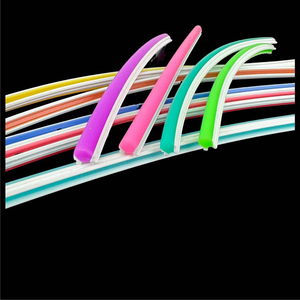 Op maat gemaakte <span class=keywords><strong>DIY</strong></span> 2e generatie gescheiden neonstripverlichting 12V 6mm gesplitste siliconen LED flex neonbuisverlichting voor acrylaatletters - Product Image 5