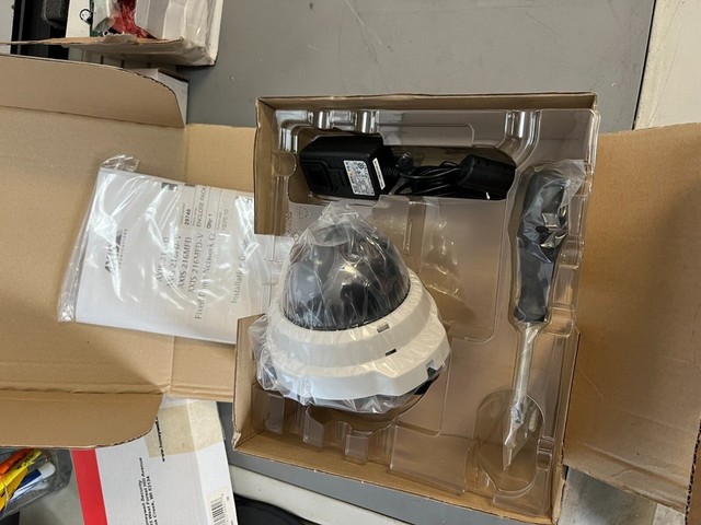 PLC NEW AXIS 216FD IP/NETWORK MINI-DOME CAMERA POE/2-WAY AUDIO Warranty Product