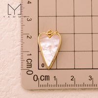 Pendentif Breloque Cœur Classique en Zircon Yammy YHH007, Accessoires de Bijoux Créatifs en Perle Coquillage Plaqué Or 18K