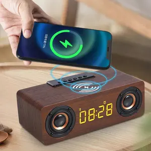 Mini réveil Portable en bois multifonctionnel Qi sans fil à charge numérique Led Bt haut-parleur en bois avec Radio Fm