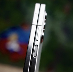 ขายส่งโทรศัพท์พับได้ <span class=keywords><strong>Zfold</strong></span> 5 5G LTE มือสองสภาพ 99% ของแท้ ยี่ห้อเกาหลี หน้าจอ AMOLED สเปน 120Hz ชาร์จเร็ว 65W ระบบ Android 13 Octa - Product Image 4