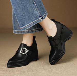 Chaussures en cuir pleine fleur à bout pointu, couleur unie, avec boucle de ceinture en forme de papillon en peau de mouton sur la partie supérieure - Product Image 4