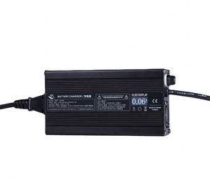 <span class=keywords><strong>Chargeur</strong></span> de batterie de haute qualité 12V 24V 36V 48V 60V 72V 84V 96V 4.5-20A avec <span class=keywords><strong>chargeur</strong></span> Li-Ion à affichage OLED - Product Image 4