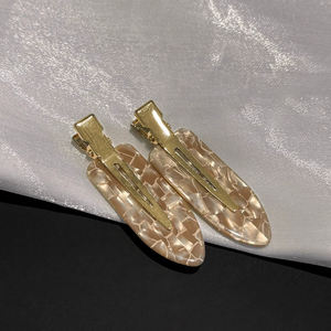 थोक महिला लड़कियों सफेद भूरे रंग के चेकर स्ट्रिप कस्टम एक्रिलिक नो घुटने टेके बाल पिन अनुकूलन योग्य कोई क्रीज बाल क्लिप नहीं - Product Image 5