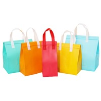 Sac isotherme jetable non tissé avec logo personnalisé, doublure en aluminium, sac isotherme pour emporter, sacs pour emporter des gâteaux au lait, des desserts