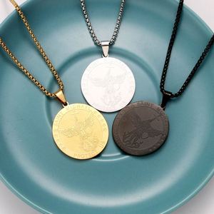 Collier personnalisé en acier inoxydable vintage avec pendentif rond de l'archange Michel, collier religieux pour homme - Product Image 2