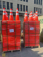 Cône de signalisation routière en PVC noir de 36 pouces, produit de sécurité routière, matériau réfléchissant, caoutchouc et PE
