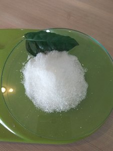 Sulfate d'ammonium de qualité engrais, prix usine, sac de 25 kg pour centre de jardinage et vente au détail - Product Image 1