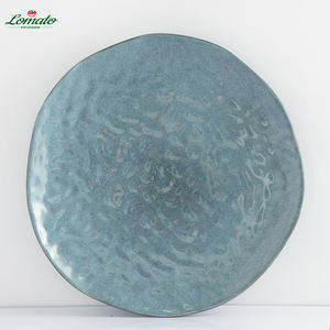 Service de table japonais en céramique organique, fait main, avec décoration effet pierre Shino et glaçure, cuite au four à bois, finition artistique - Product Image 2