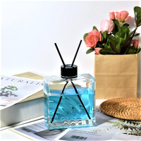 Diffuseur en verre carré transparent avec texture ondulée, récipient de parfum rechargeable pour la décoration aromatique de table