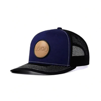Casquette trucker 6 panneaux bleue et blanche avec dos en maille, ajustable, style décontracté, avec logo embossé sur le panneau avant
