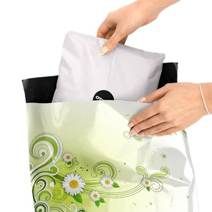 Busta di plastica personalizzata per l'imballaggio con corriere espresso OEM Mailer Poly Mailing borsa personalizzata pacchetti di spedizione vettori - Product Image 4